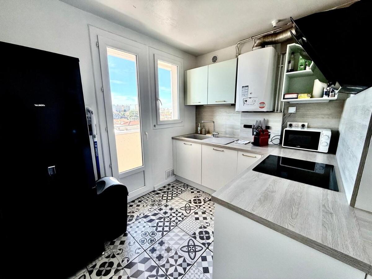 Appartement Au Pied Du Metro. トゥールーズ エクステリア 写真